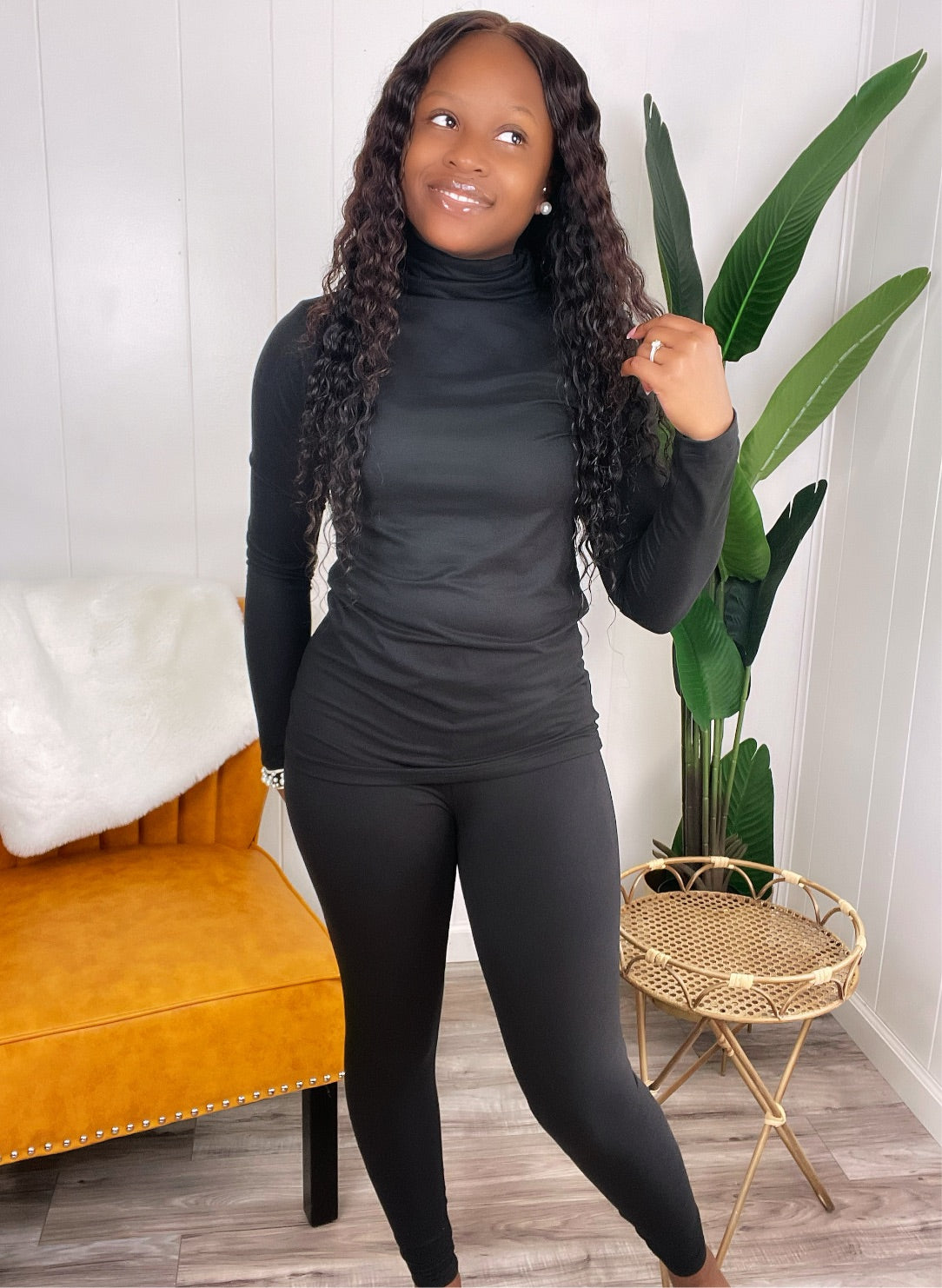 Turtleneck | Legging Set (Black)